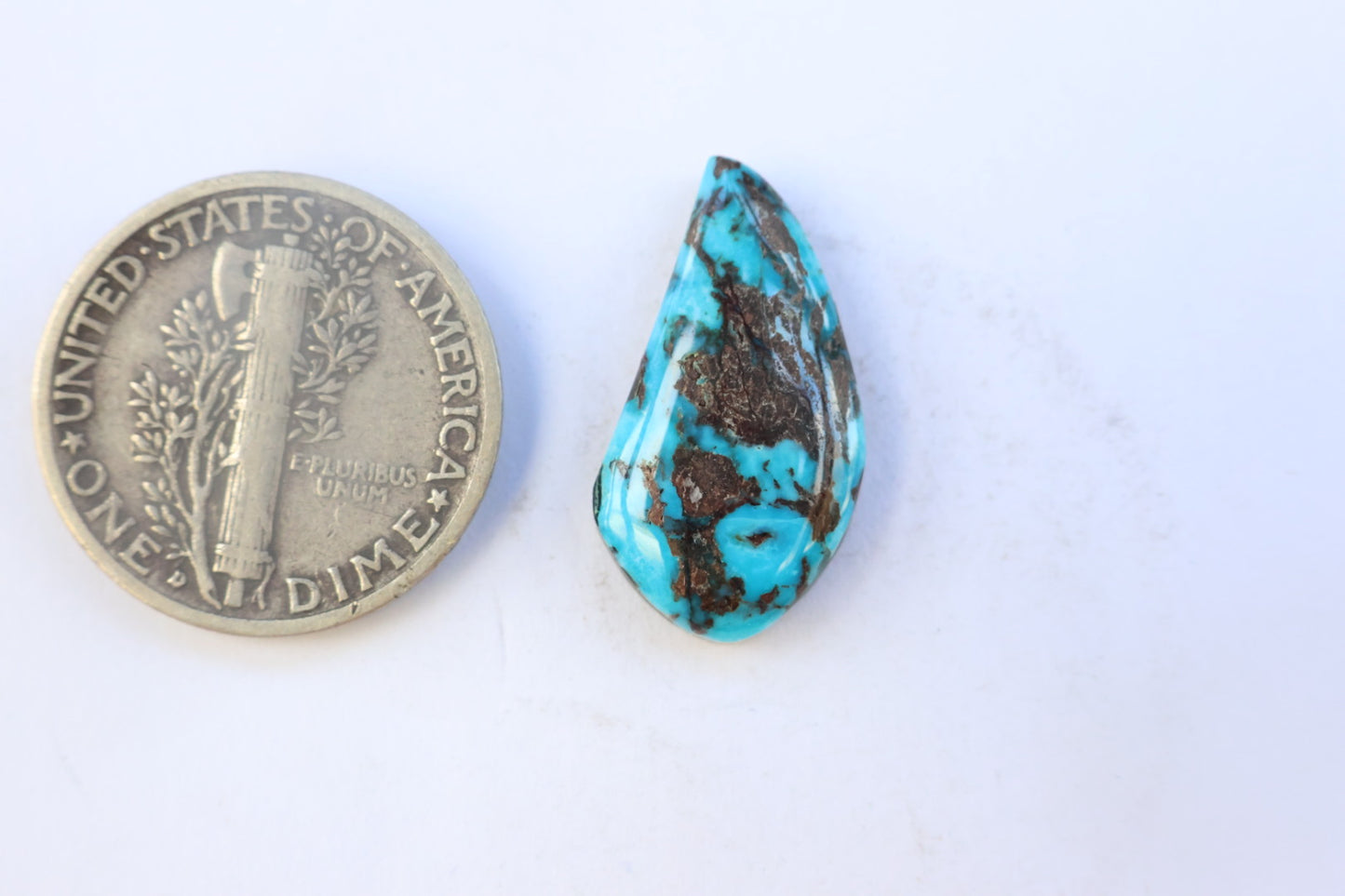 Bisbee turquoise cabochon