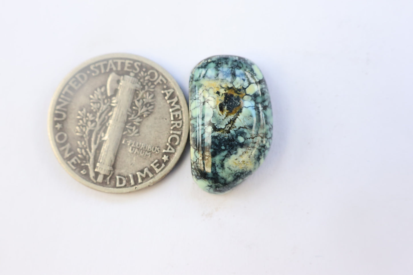 Colina verde variscite cab