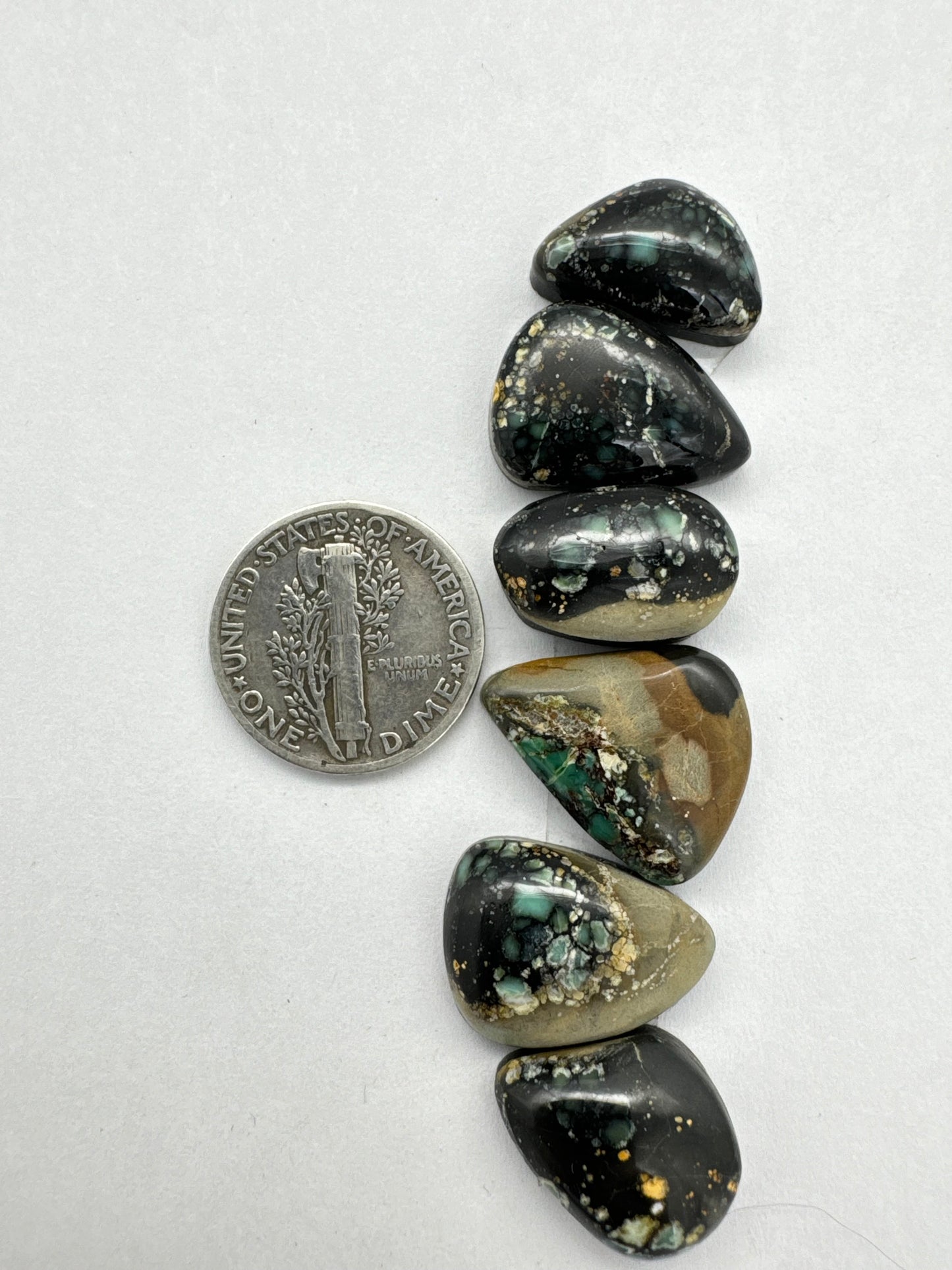 Snowville variscite cabochon set