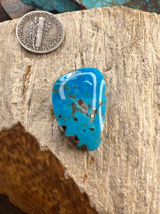 Old stock Kingman turquoise cabochon